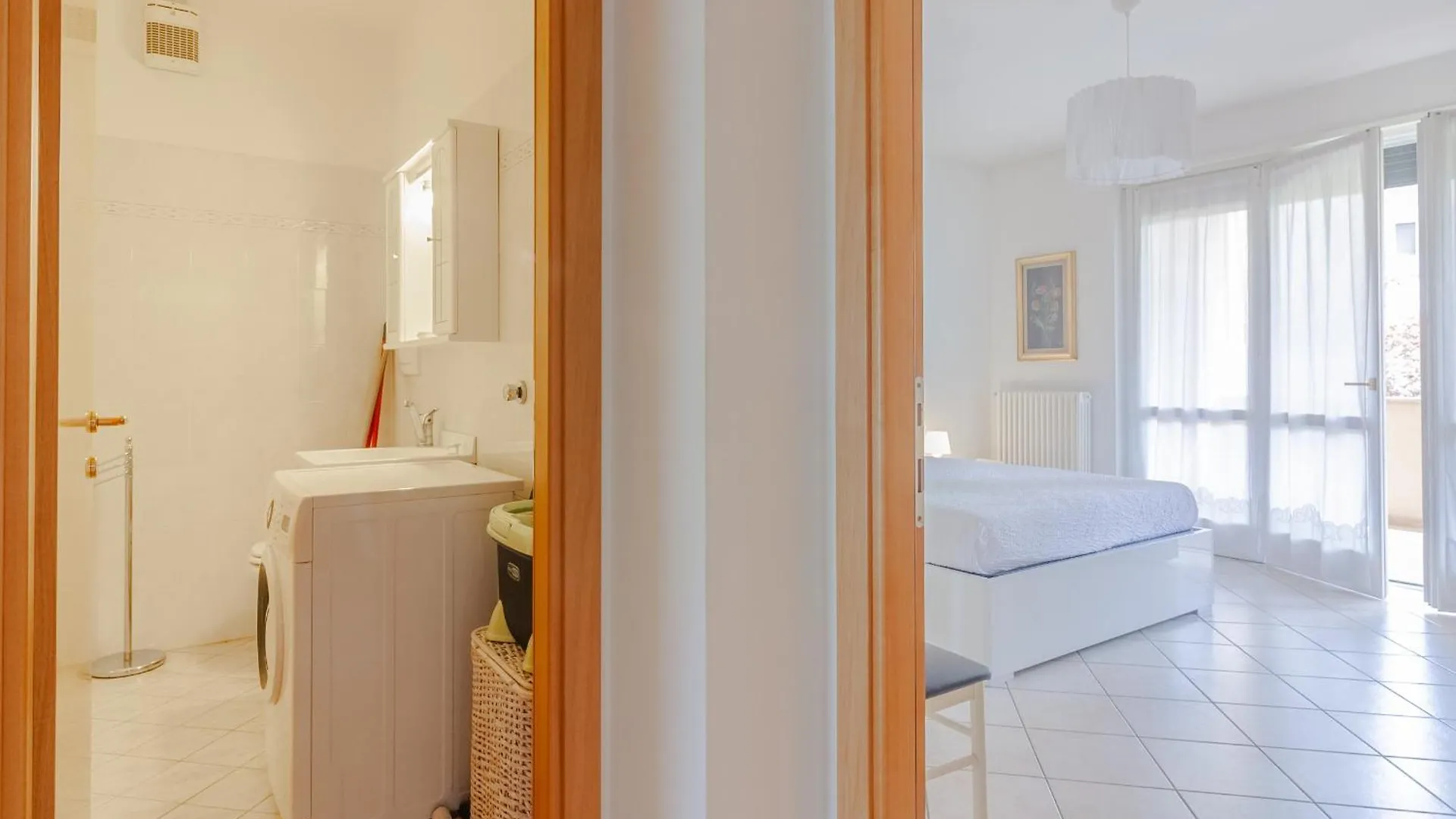 Sunflowers Home Mandello del Lario Apartment